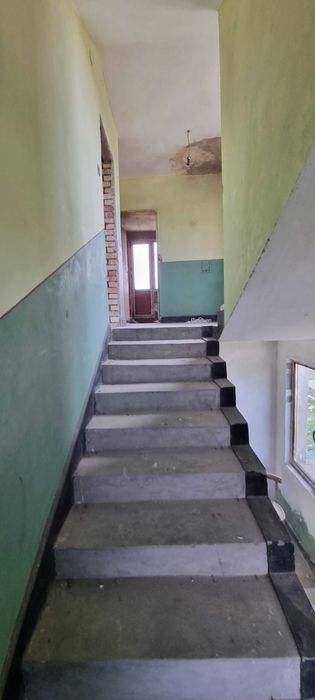 1785-Продава се триетажна тухлена на плоча къща в Гецово!