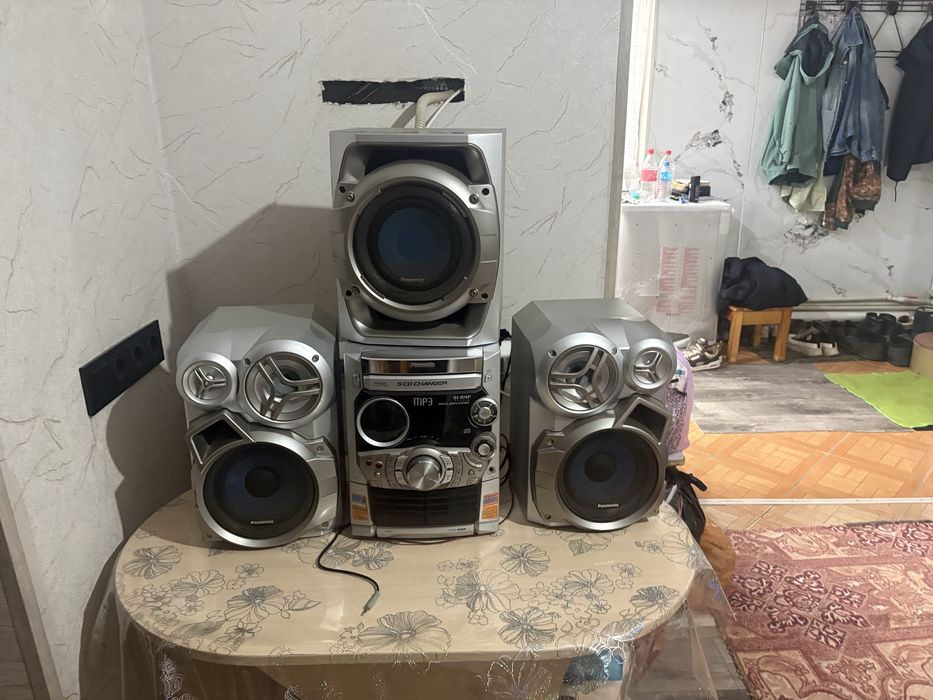 Музыкальный центр