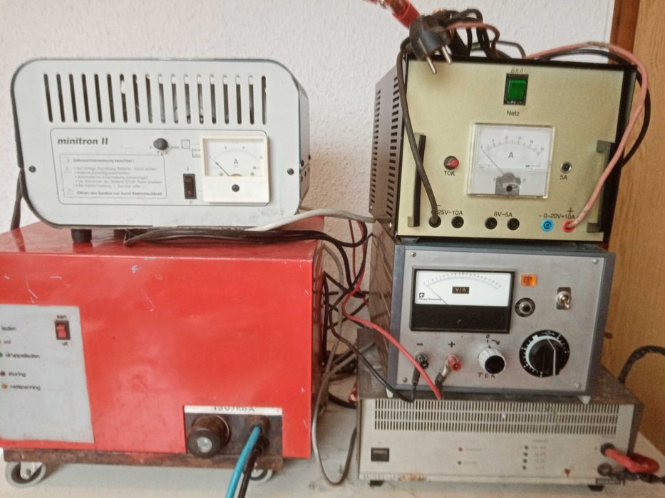 Зарядно за акумулатор и ремонт