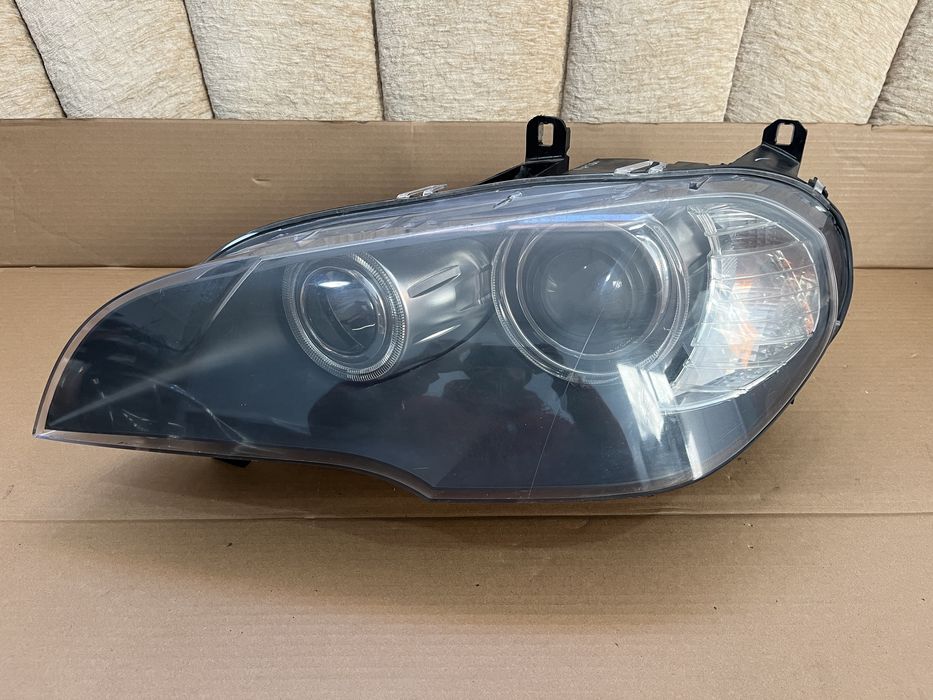 Far stanga BMW X5 E70