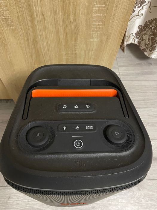 Vând boxă JBL partybox club 120