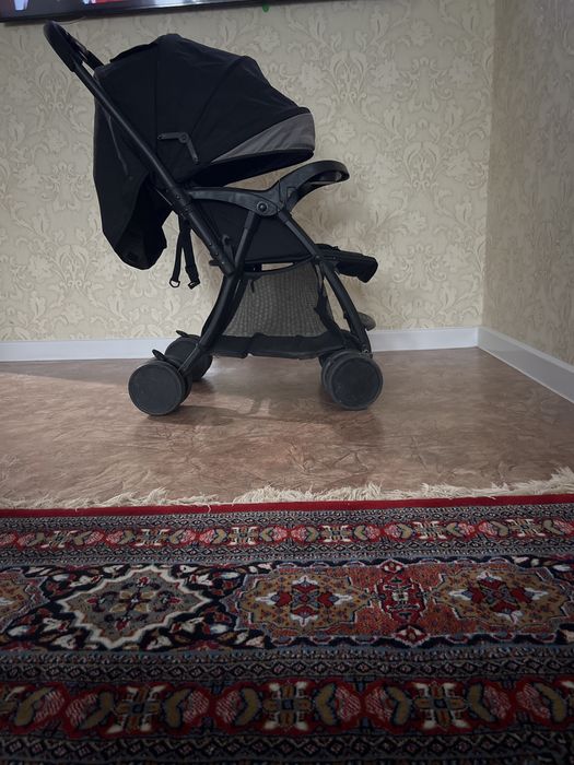 Срочно продаётся детская коляска