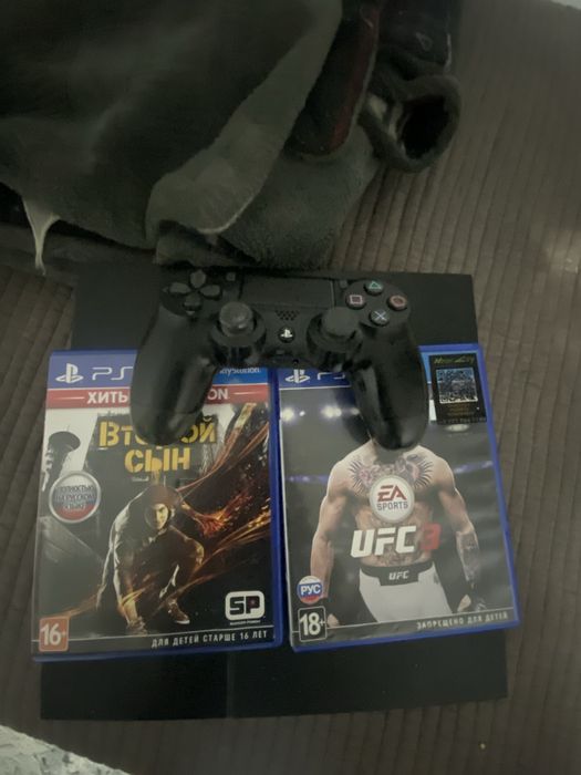 Playstation 4 fat