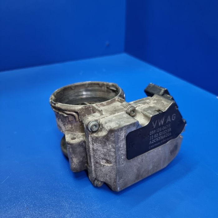 Clapeta acceleratie audi a4 b7 2.5