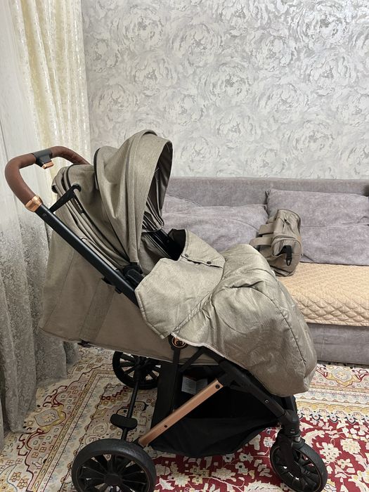 Продам детскую коляску
