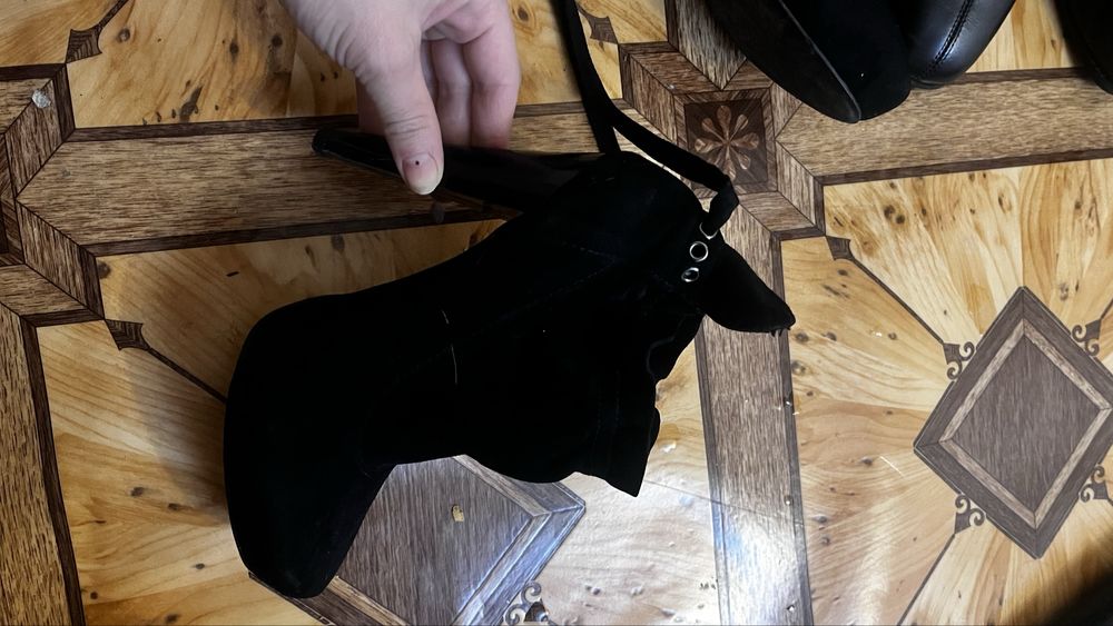 Продам сапожки по 10 тыс