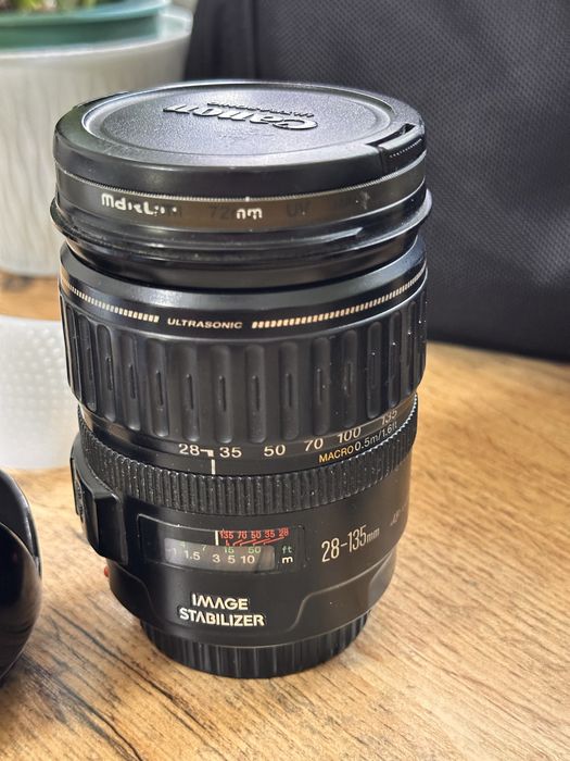 Canon 650D с двумя крутыми объективами,большой комплект, см описание