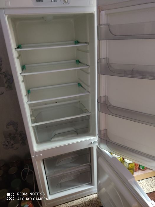 Продам холодильник