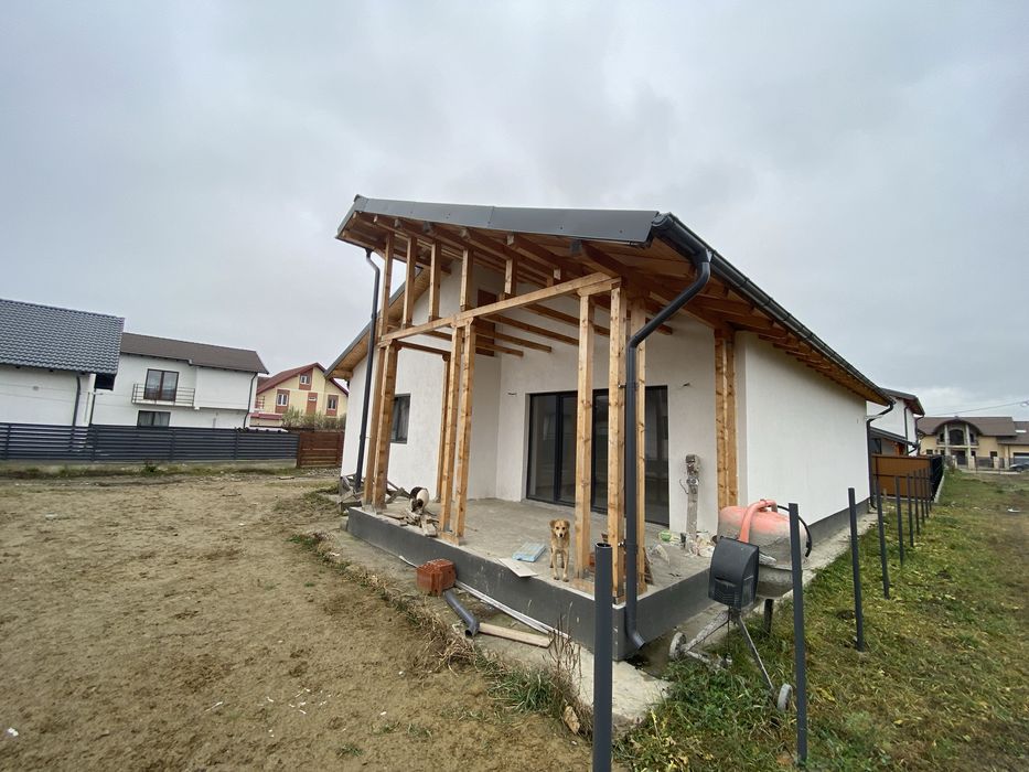Casa Parter Curtea de Arges ( zona Primaveri )