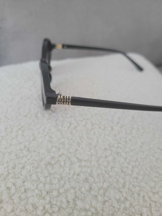 Слъчеви очила Miu miu