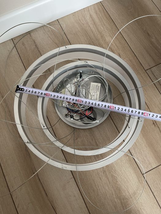 Продаю люстры в отличном состоянии