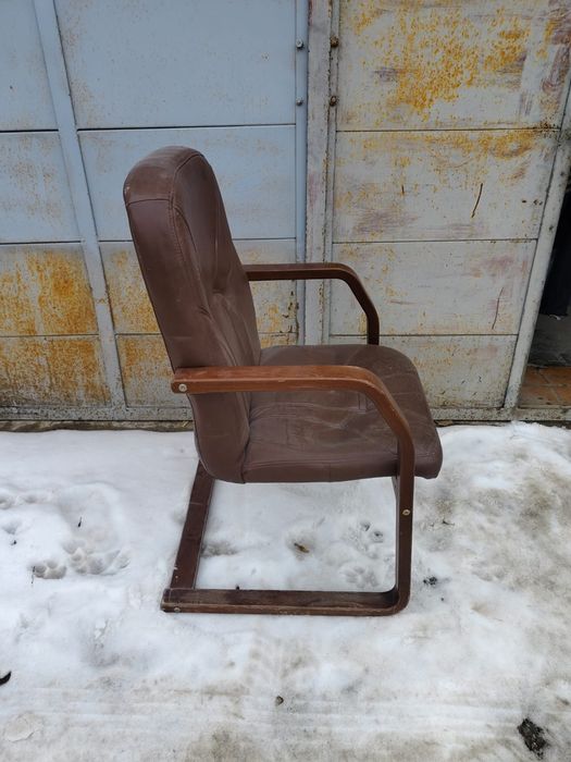 Кресло офисное кожа