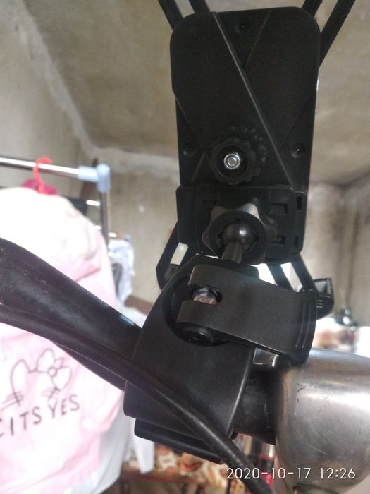 Продам держатель телефона для велосипеда или мотоцикла