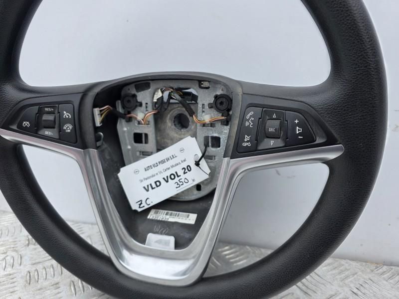 Volan cu comenzi Opel Zafira C