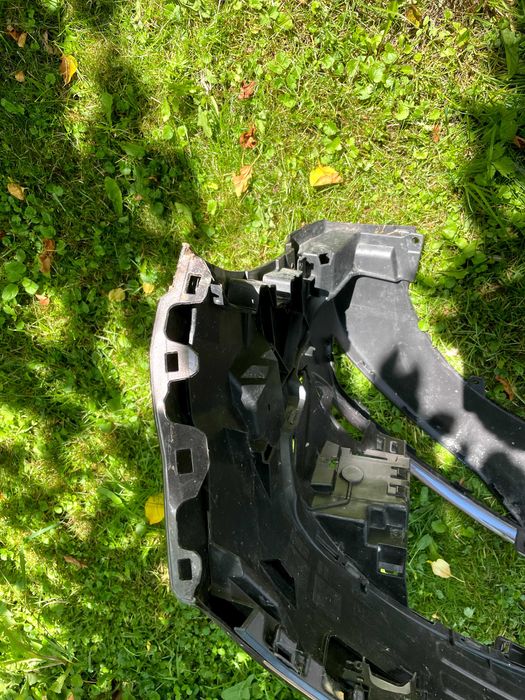 Bara fata Audi Q7 dupa 2016 4m0807437