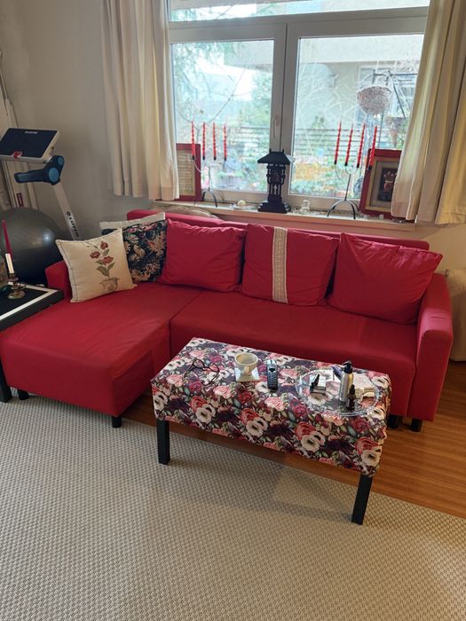 Canapea extensibila cu lada depozitare Ikea