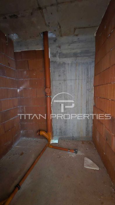 Продава се Тристаен апартамент в Пловдив, Кючук Париж - 111 кв.м за 1550 €/кв.м - Снимка #6