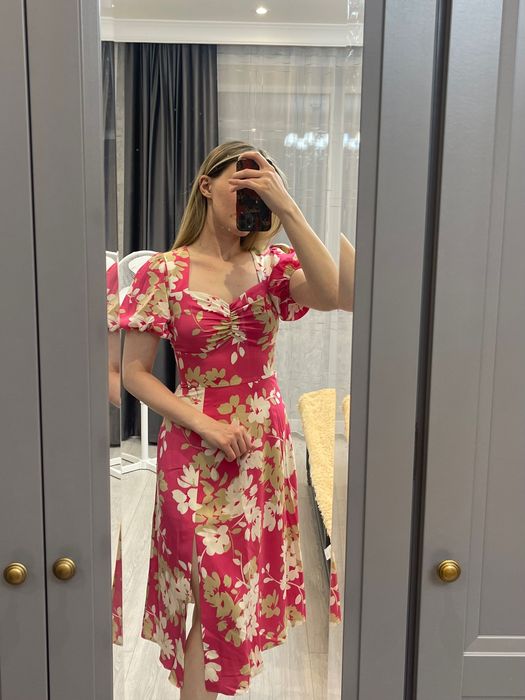 Продам платья турецкого производства.