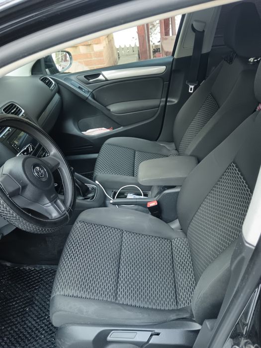 Vând Golf VI benzina