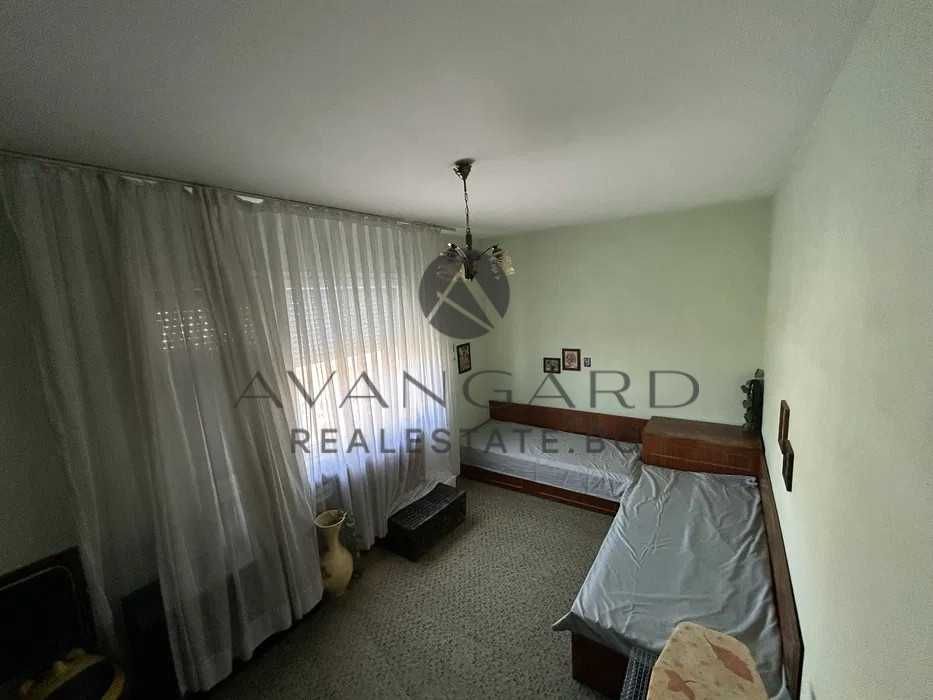 Продава се Тристаен апартамент в Пловдив, Тракия - 87 кв.м за 879 €/кв.м - Снимка #7