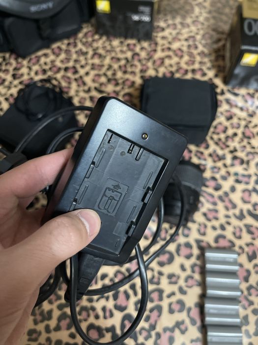 продается аксессуары для фотоапарата Nikon