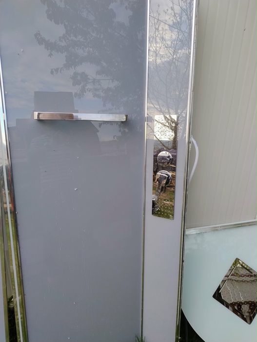 Cabina de dus aproape noua