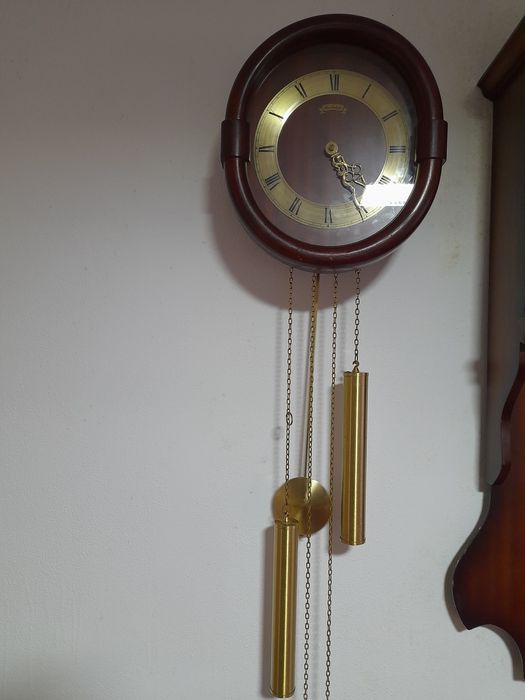 Vând ceas mecanic cu pendul