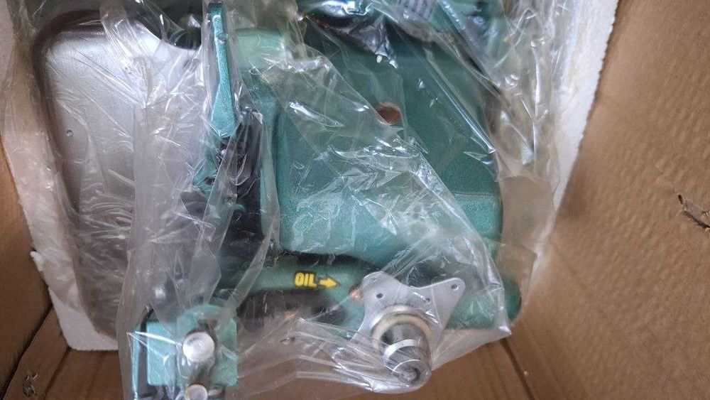 продаю Оверлог модель JUZI GN6D новый в упаковке В масле.