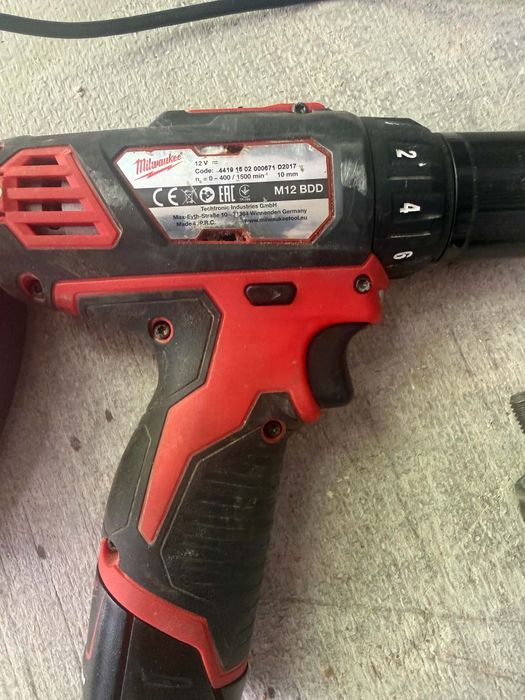 Milwaukee M12 BDD 12V – почти нов