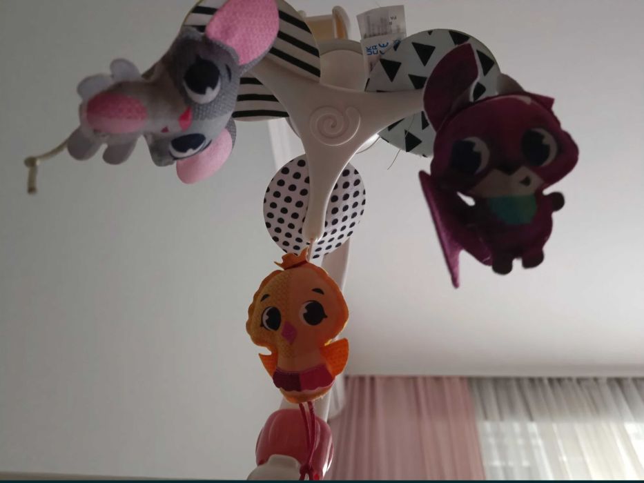 Въртележка за кошара Tiny Love