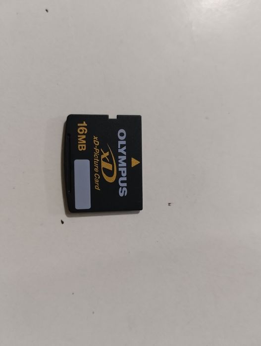 Фотоаппараты с зарядкой.