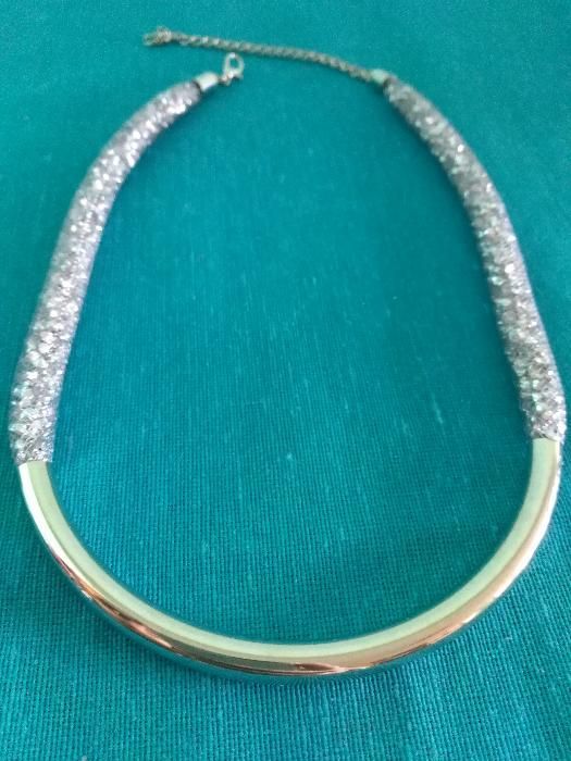 Колие Avon Dreams