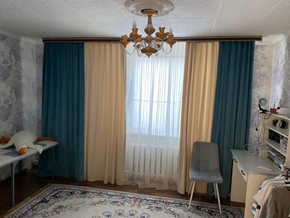 Продам два дома на одном участке