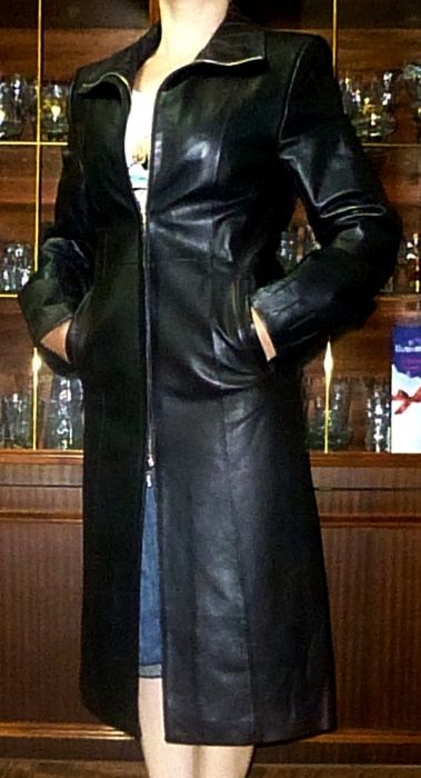 Женский кожаный сюртук