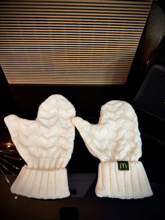 Manusi mcdonalds din lana manusi lana mcdonalds cu un deget