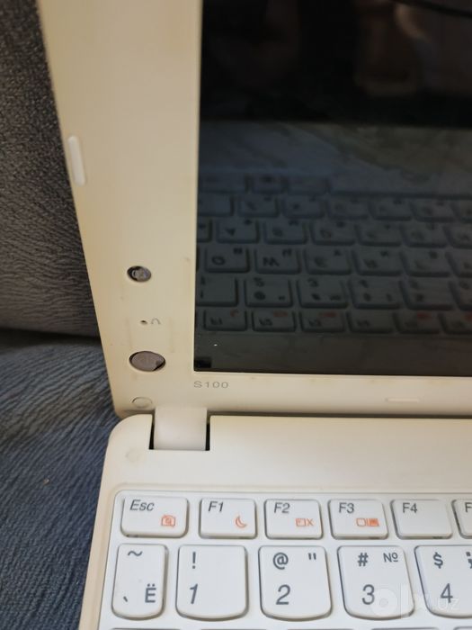 Нетбук Lenovo IdeaPad s100