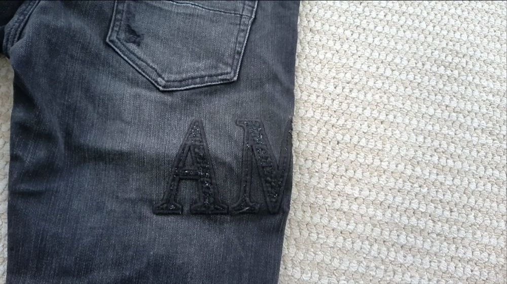 Blugi amiri marimea 38US