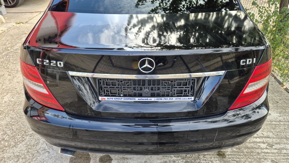Dezmembrez Mercedes C220 2.2 CDI EURO 5 OM651 W204 MOPF Facelift