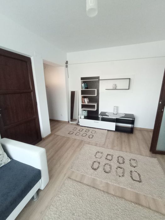 Apartament 2 camere de vânzare în București, central / deschis la schimb cu similar în Cluj