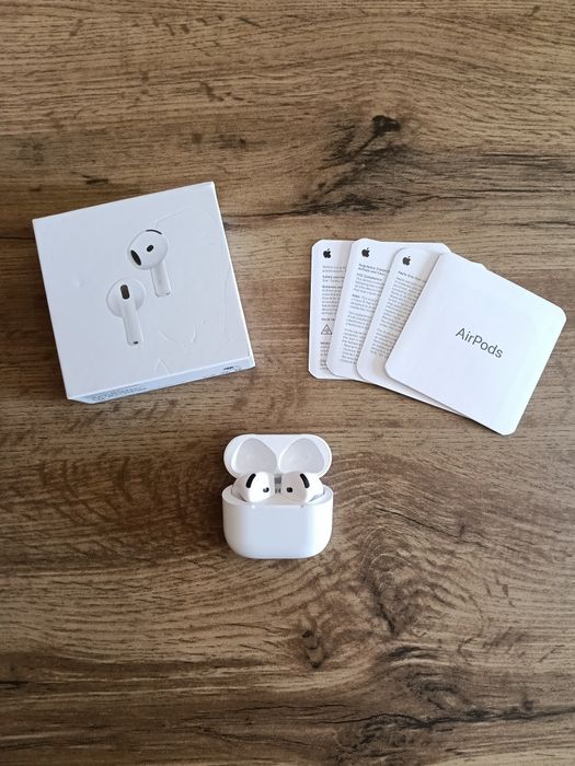 Airpods 4 (2024)
