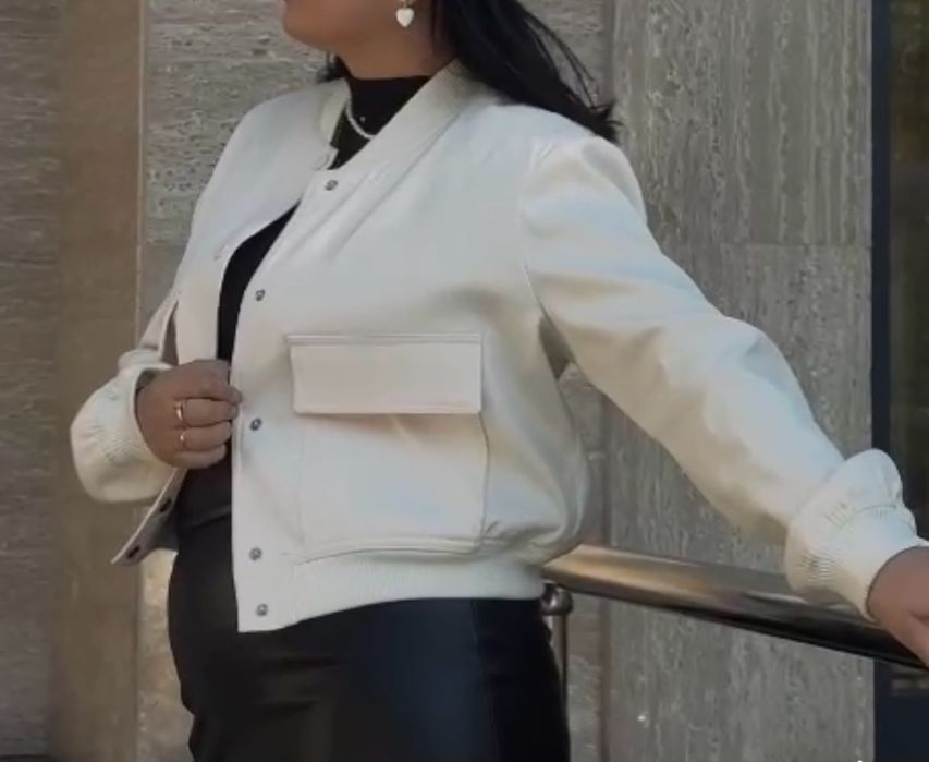 Продам бомбер буу