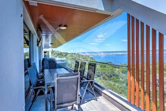 Четиристаен апартамент в района на Галата- 161072