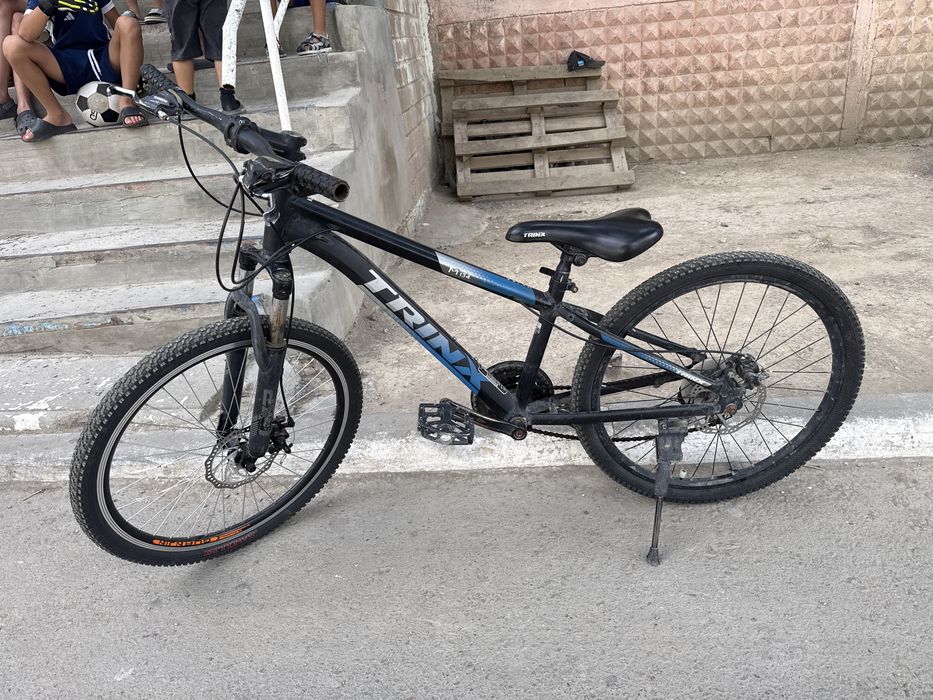 Продаетсья trinx m134