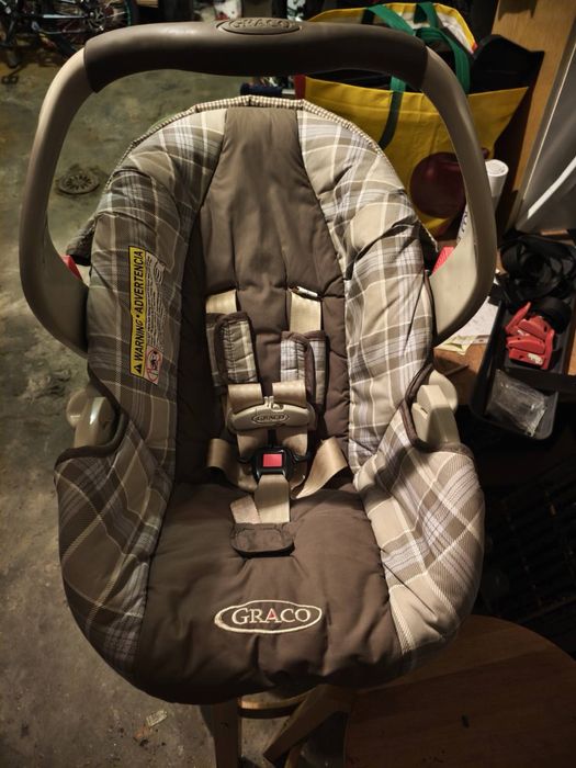 Детски кош за кола Graco