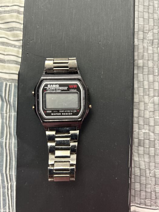 Часы кроьца серьги гвозди