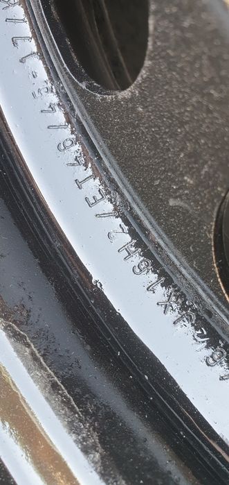 Бусови гуми с джанти 205/65/16С- 5x112- 4 броя