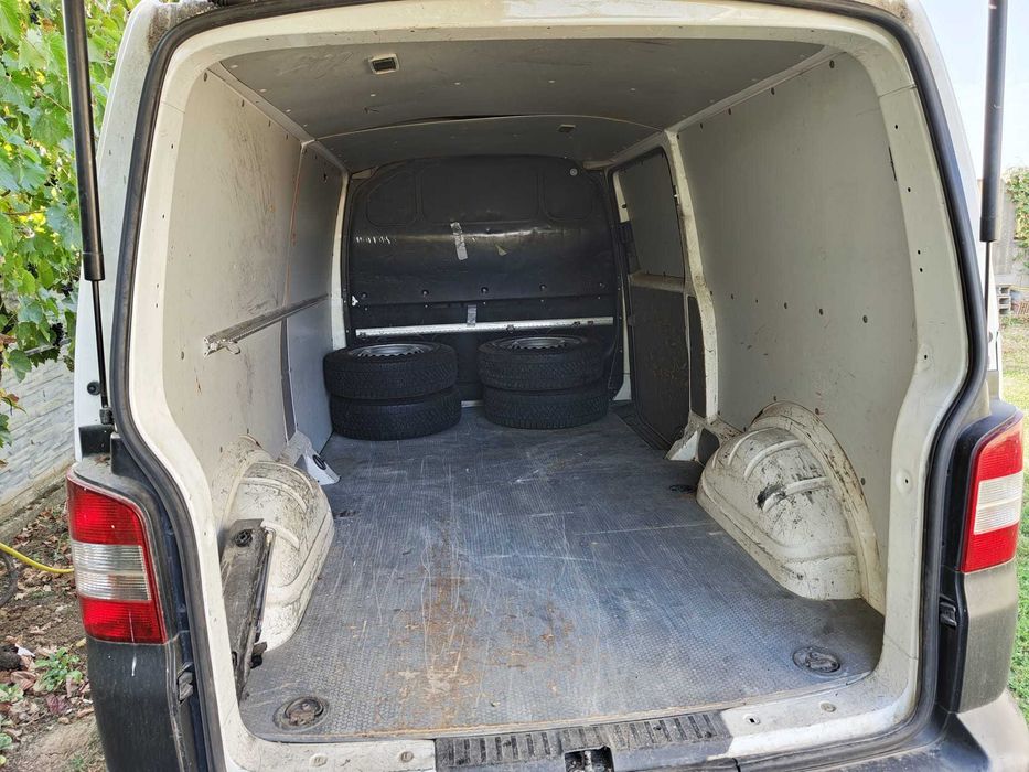 Volkswagen Transporter T5 Long