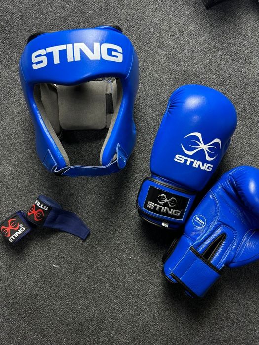 Боксерские перчатки, шлем для бокса, стинг