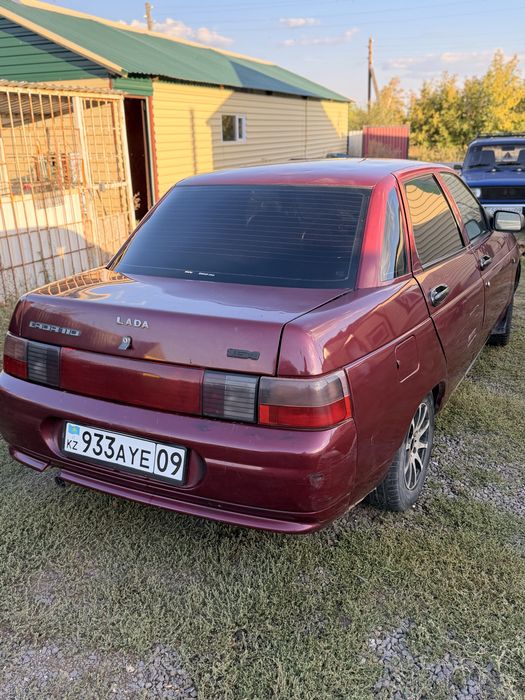 Ваз 2110 , 2004 год ижектор 8клап