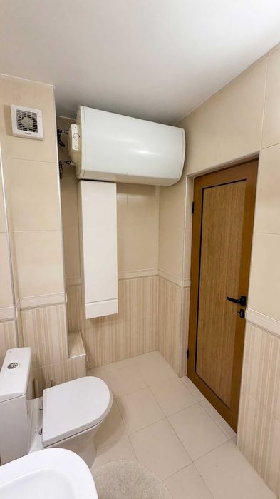 Дава се под наем Многостаен апартамент в Пловдив, Тракия - 155 кв.м за 990 € - Снимка #9